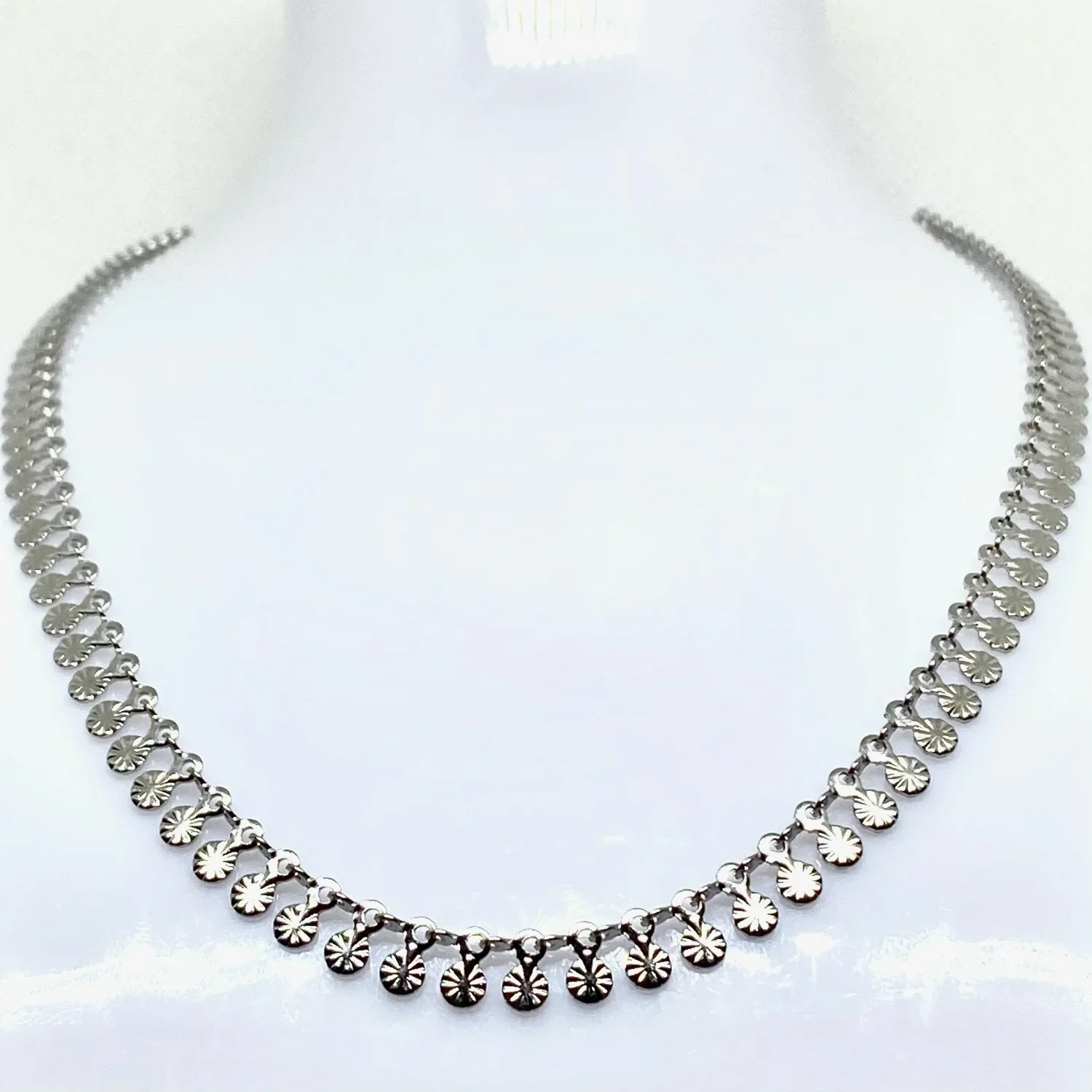 Collier en acier inoxydable Cascade Perlée1